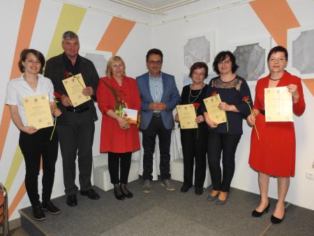 Svetovni dan knjige obeležili s cvenskimi kulturniki in predstavitvijo knjige Moje srčne domislice avtorice Olge Majcen 17